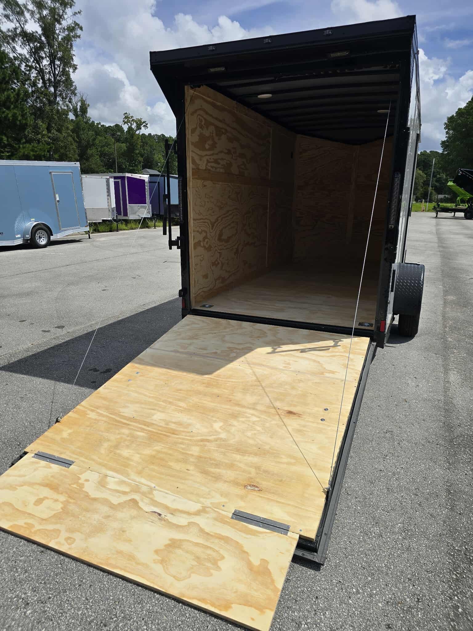 New Enclosed 6x12Sa White Cargo Trailer - Image 4