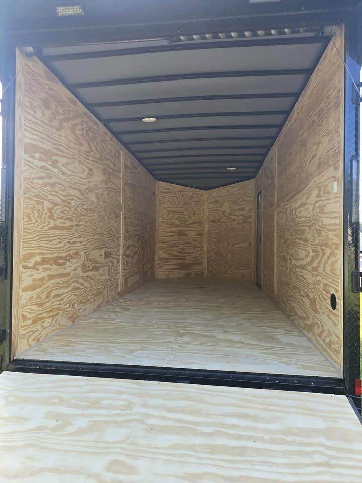 Enclosed 7x16 Indigo Blue Cargo Trailer - Image 5