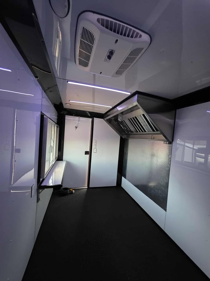 Concession 7x14 Orange Trailer - Image 5