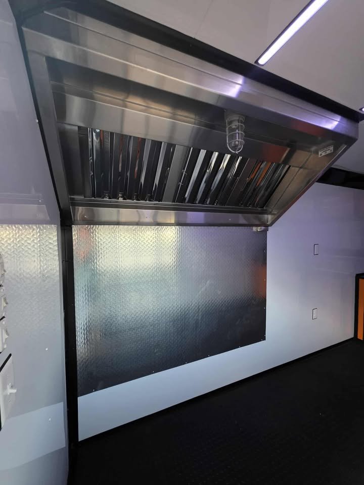 Concession 7x14 Orange Trailer - Image 8