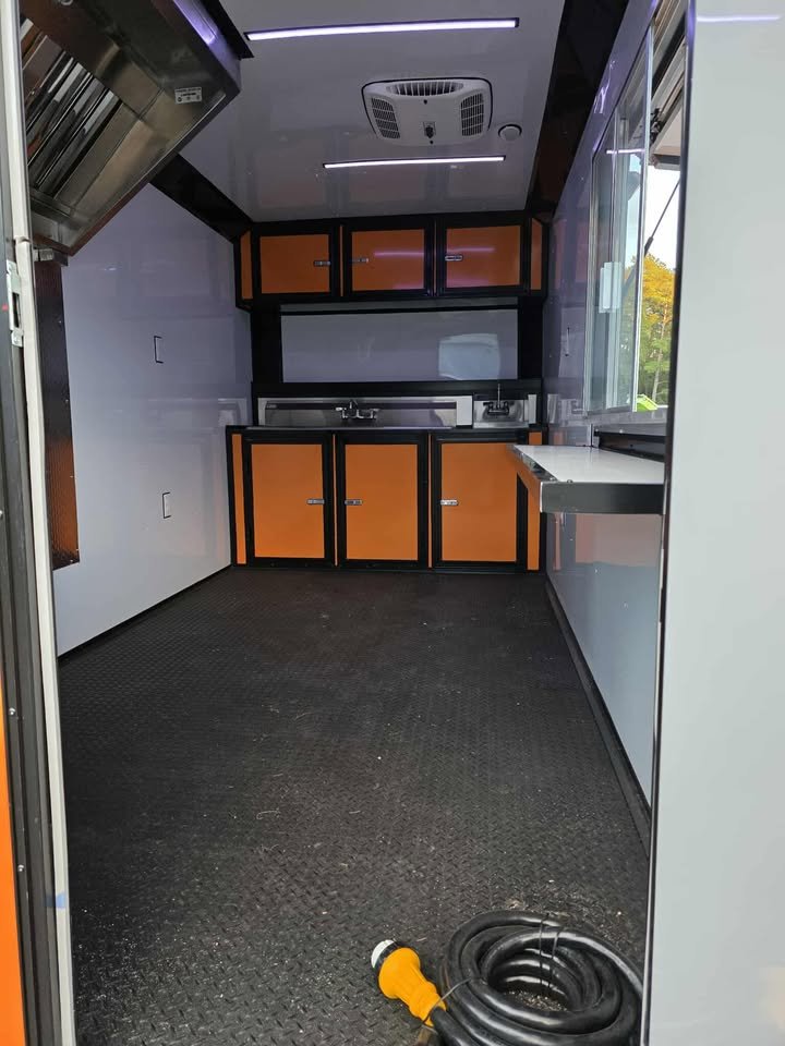 Concession 7x14 Orange Trailer - Image 10