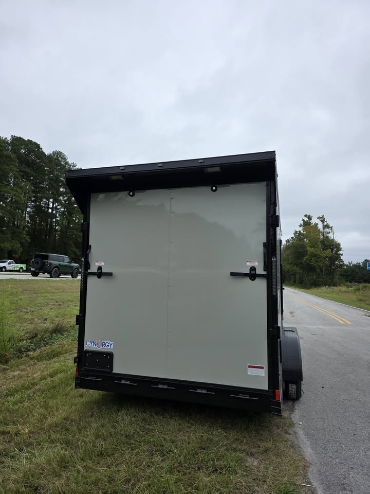 Enclosed 7x16 Dove Gray Cargo Trailer - Image 7