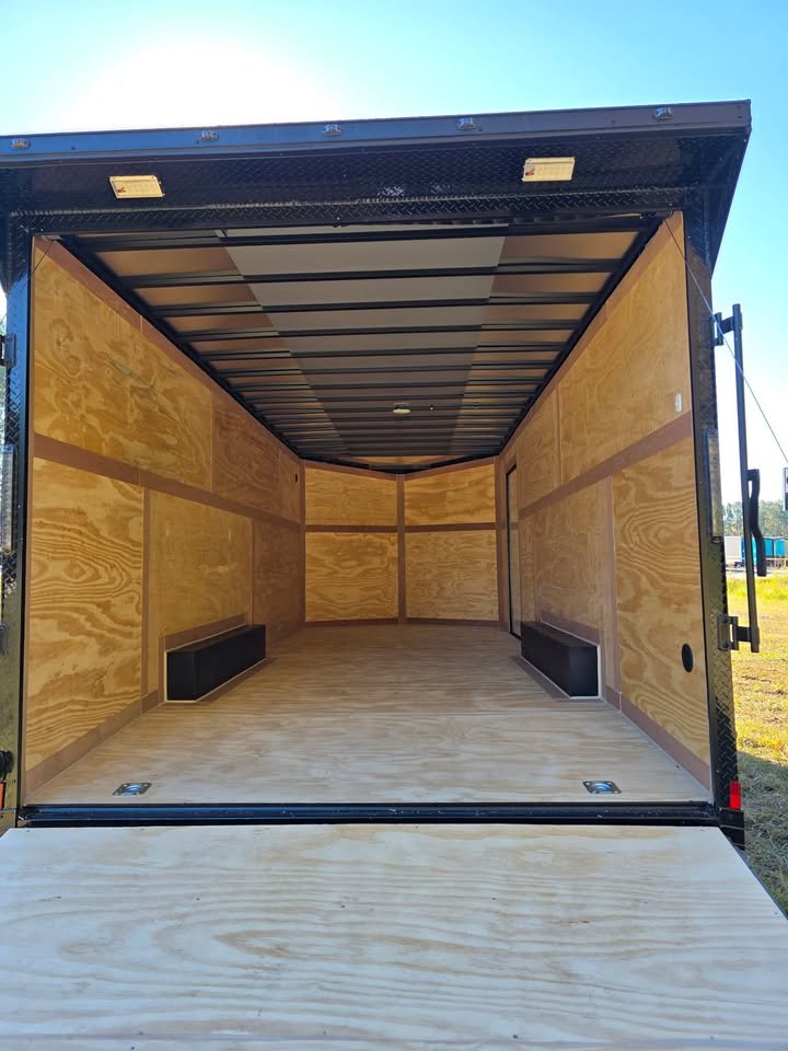 Enclosed 8.5x20 Dove Gray Cargo/Car Hauler Trailer - Image 3