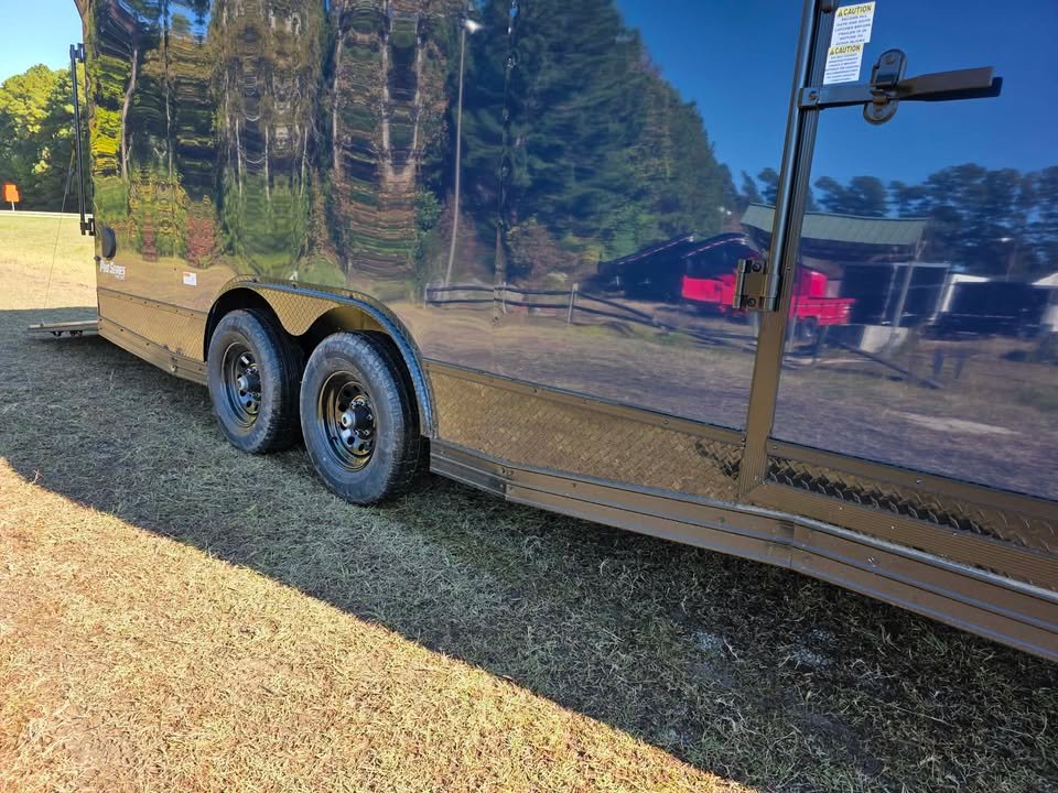 Enclosed 8.5x20 Indigo Blue Cargo/Car Hauler - Image 4