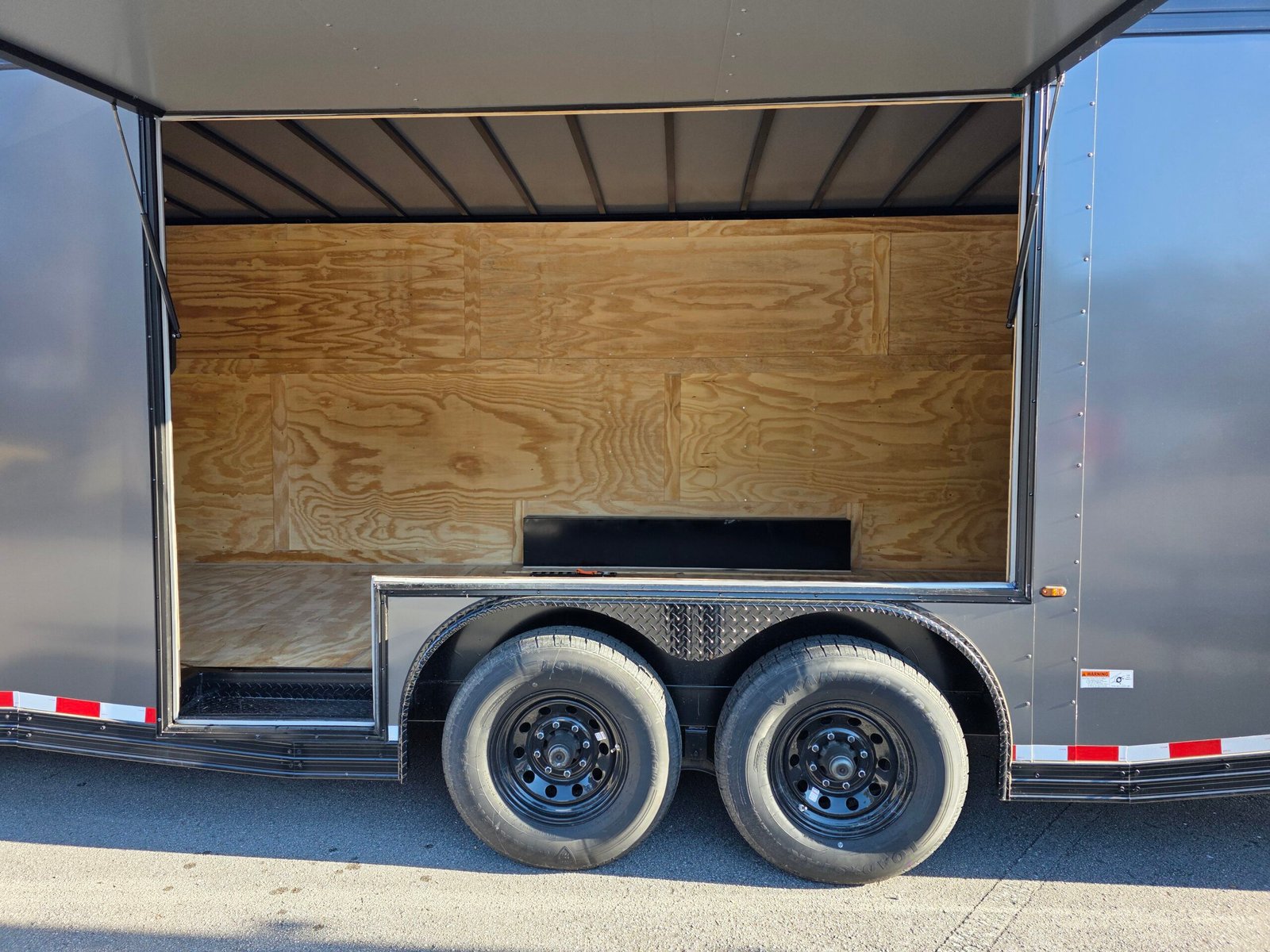 ENCLOSED 8.5×28 Charcoal Gray Car Hauler - Image 3