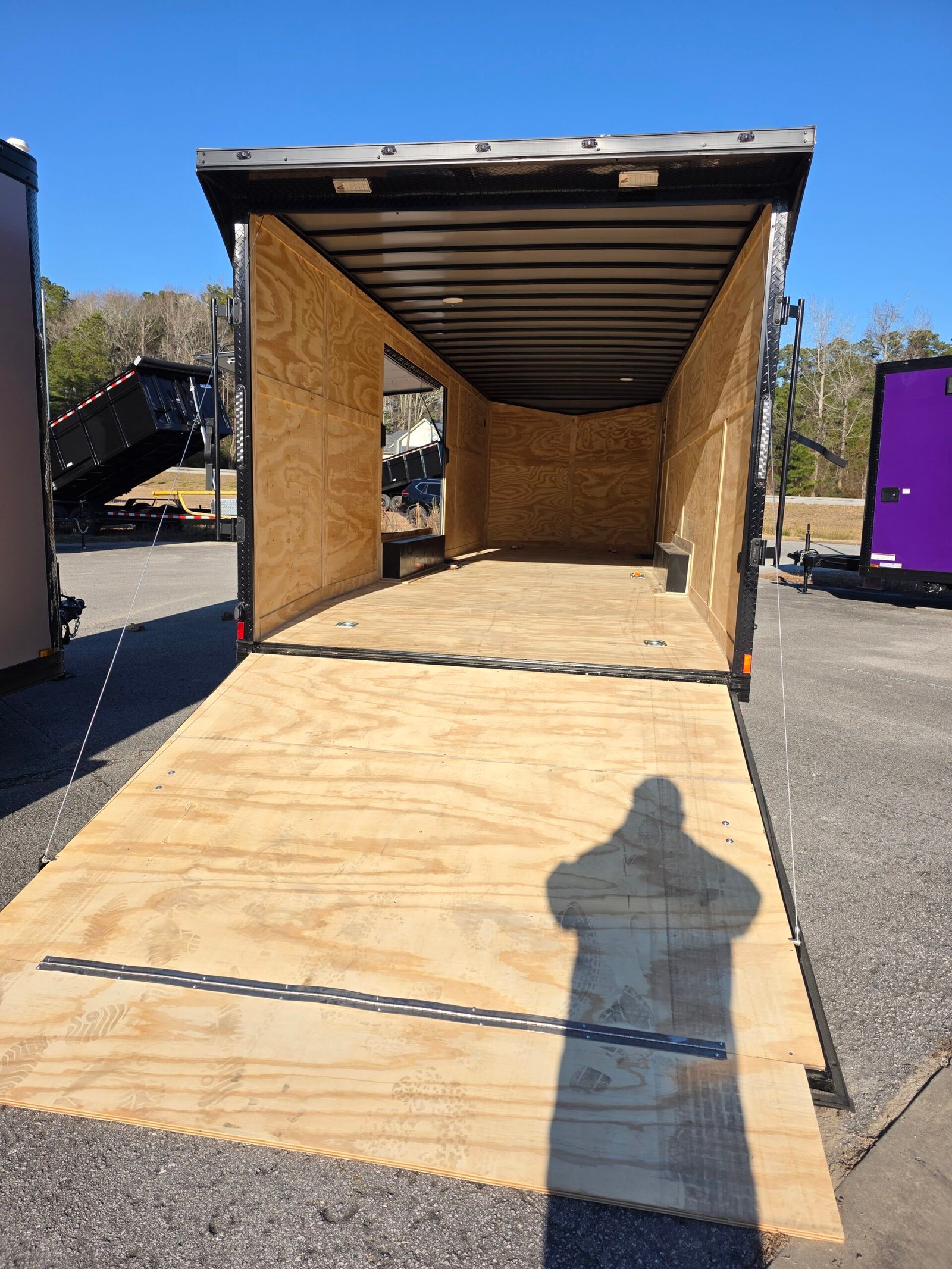 ENCLOSED 8.5×28 Charcoal Gray Car Hauler - Image 5