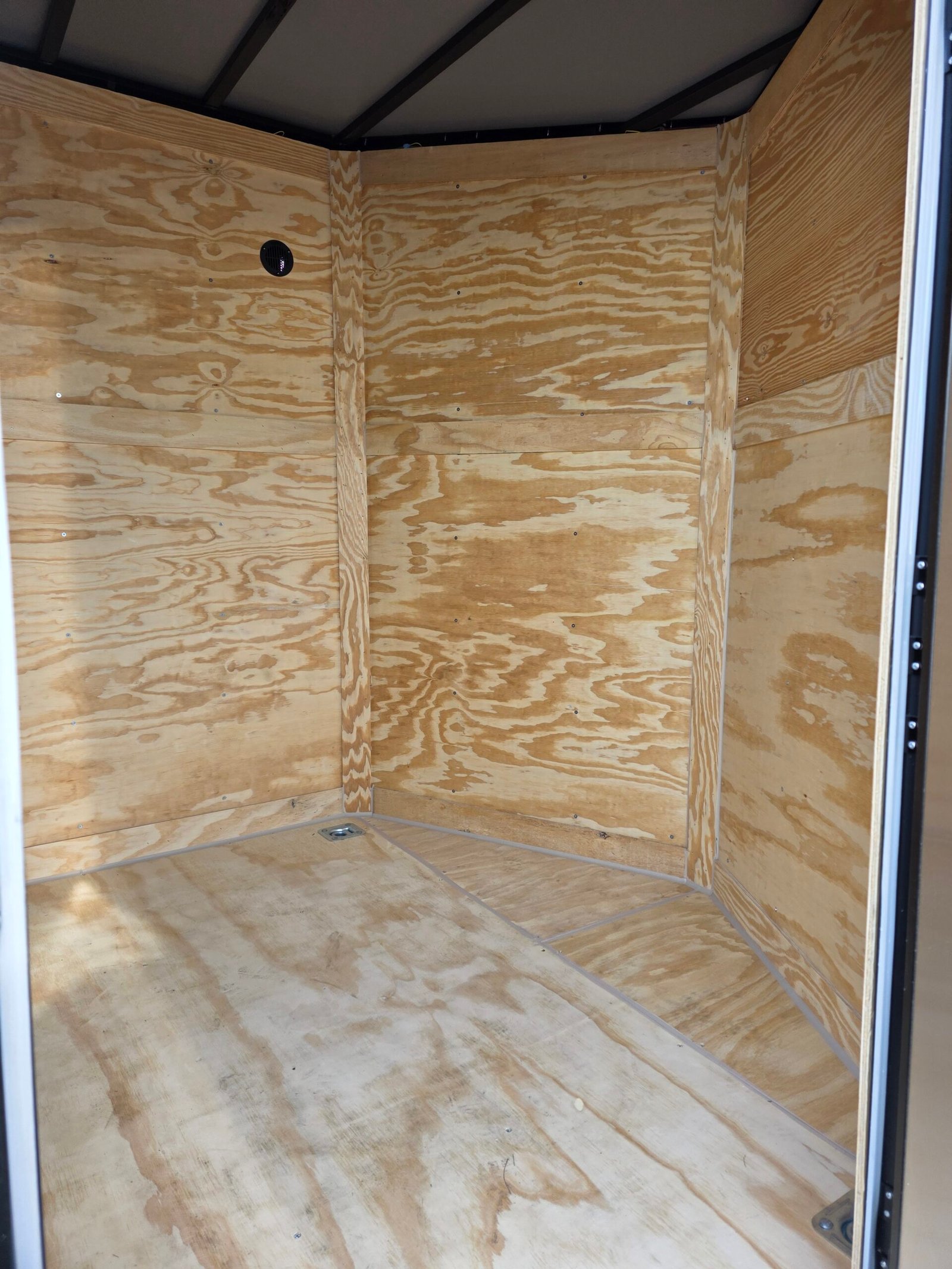 7×16 Enclosed Cargo Trailer for Sale – Dove Gray | 7