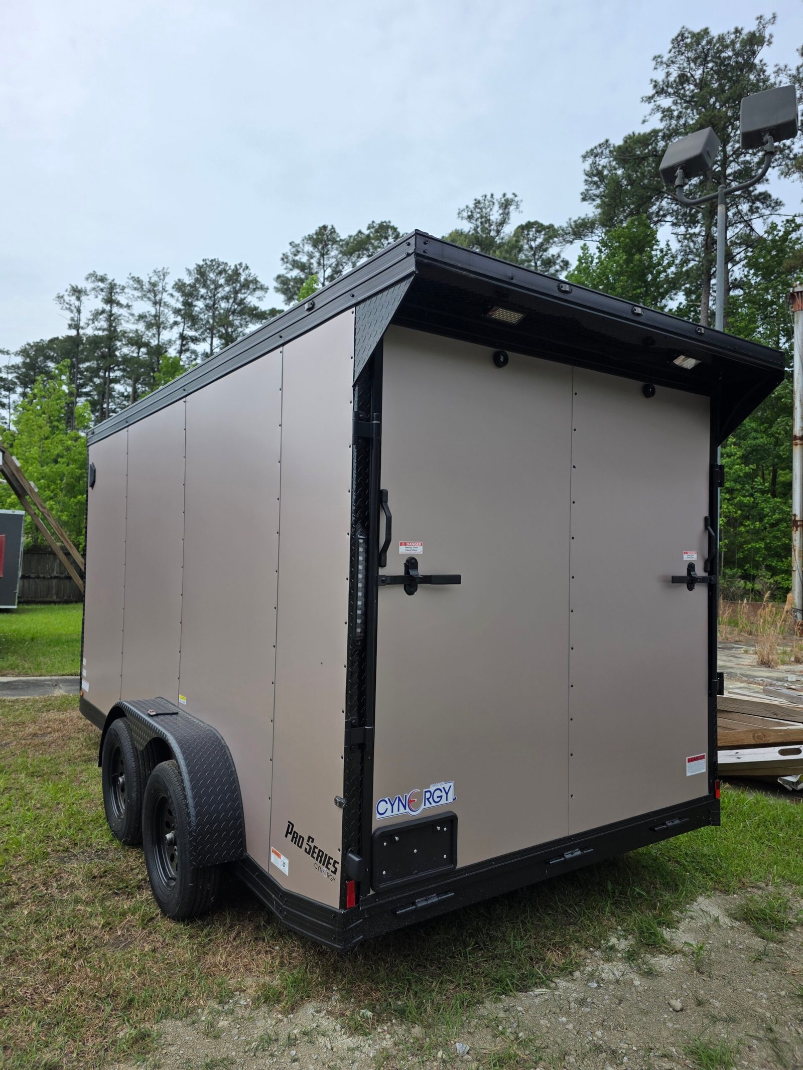 7×14 Enclosed Cargo Trailer – Desert Rose | 7