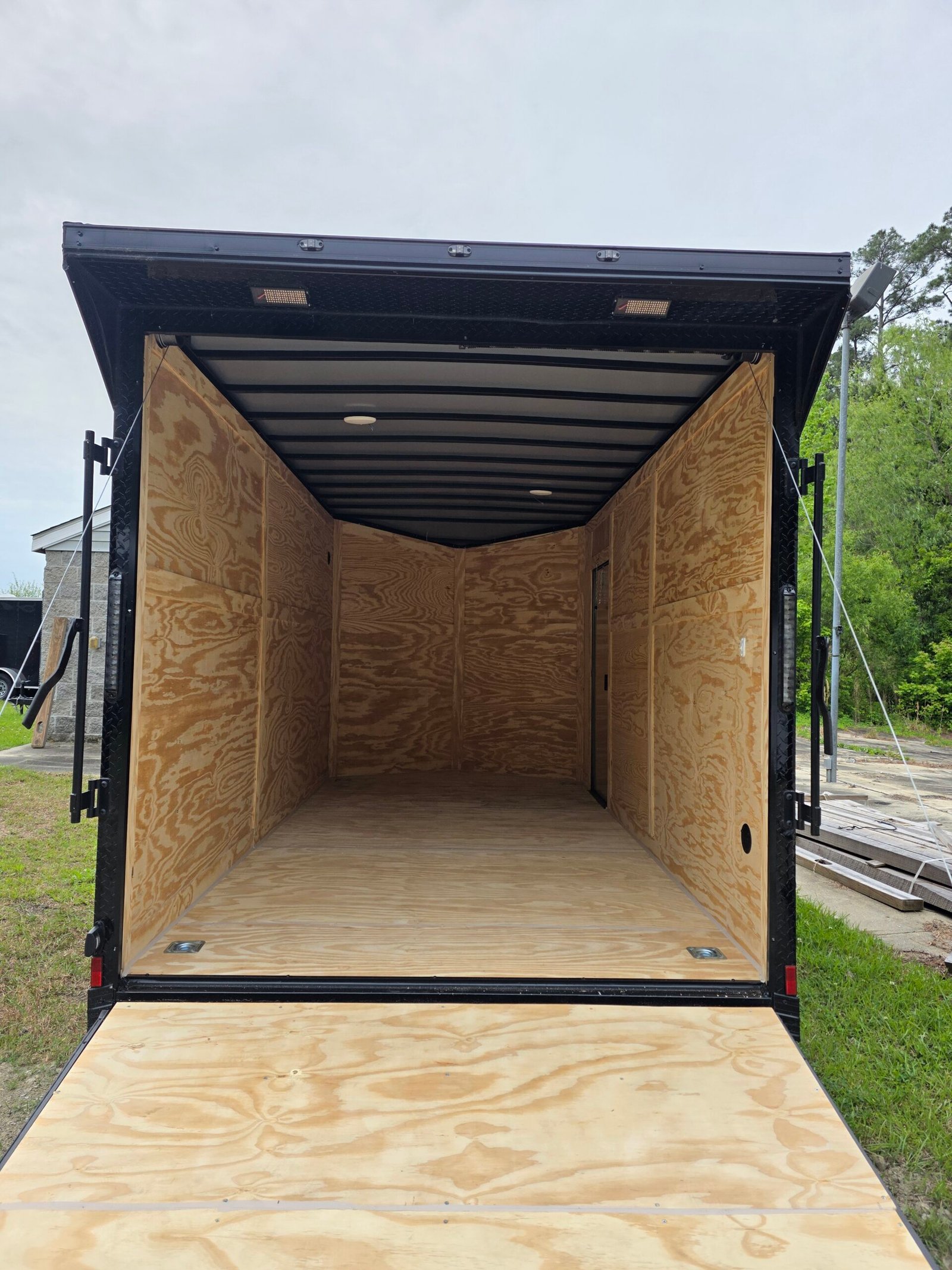 7×14 Enclosed Cargo Trailer – Desert Rose | 7