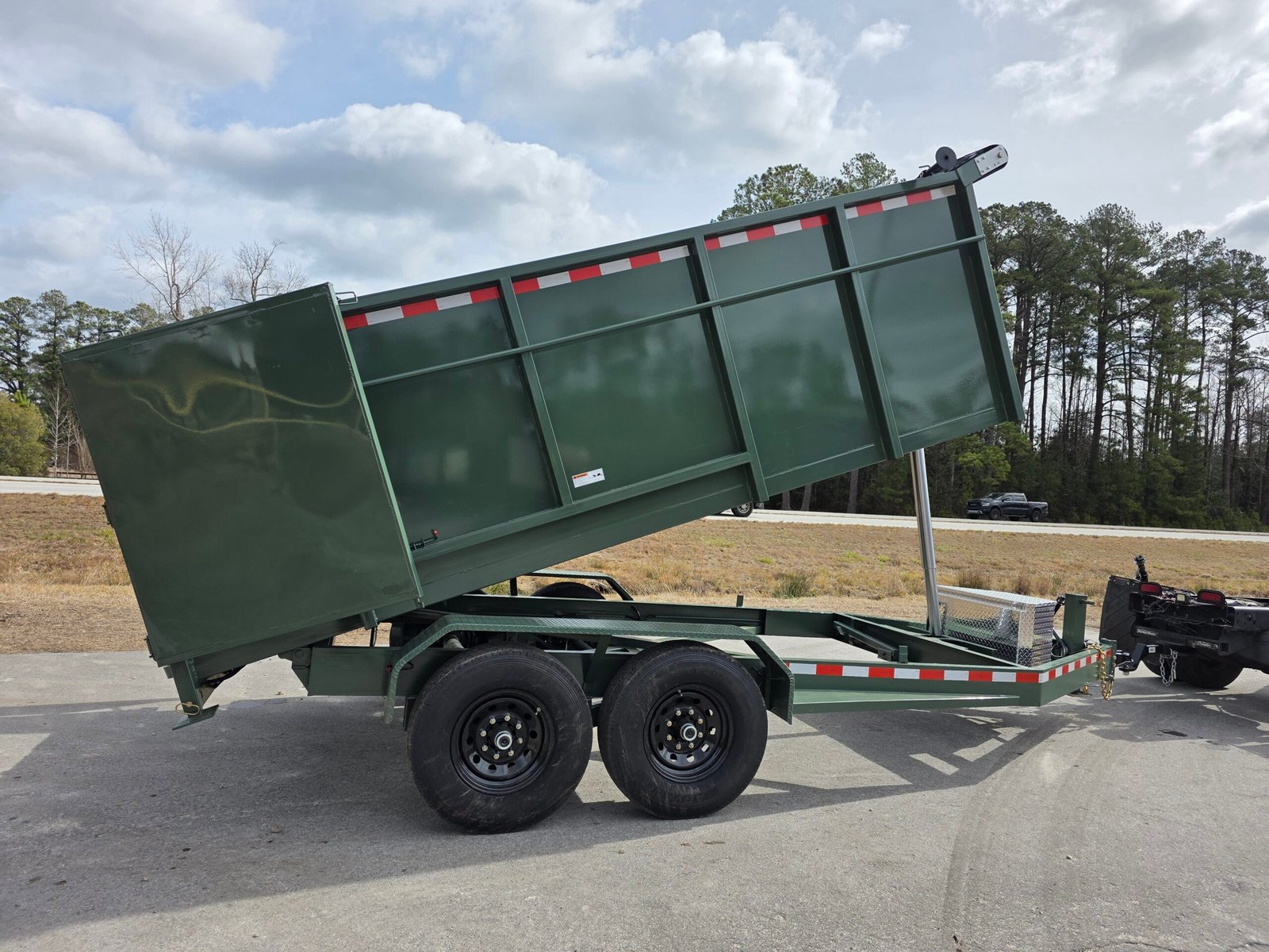 7x14 Army Green Dump Trailer - Image 5
