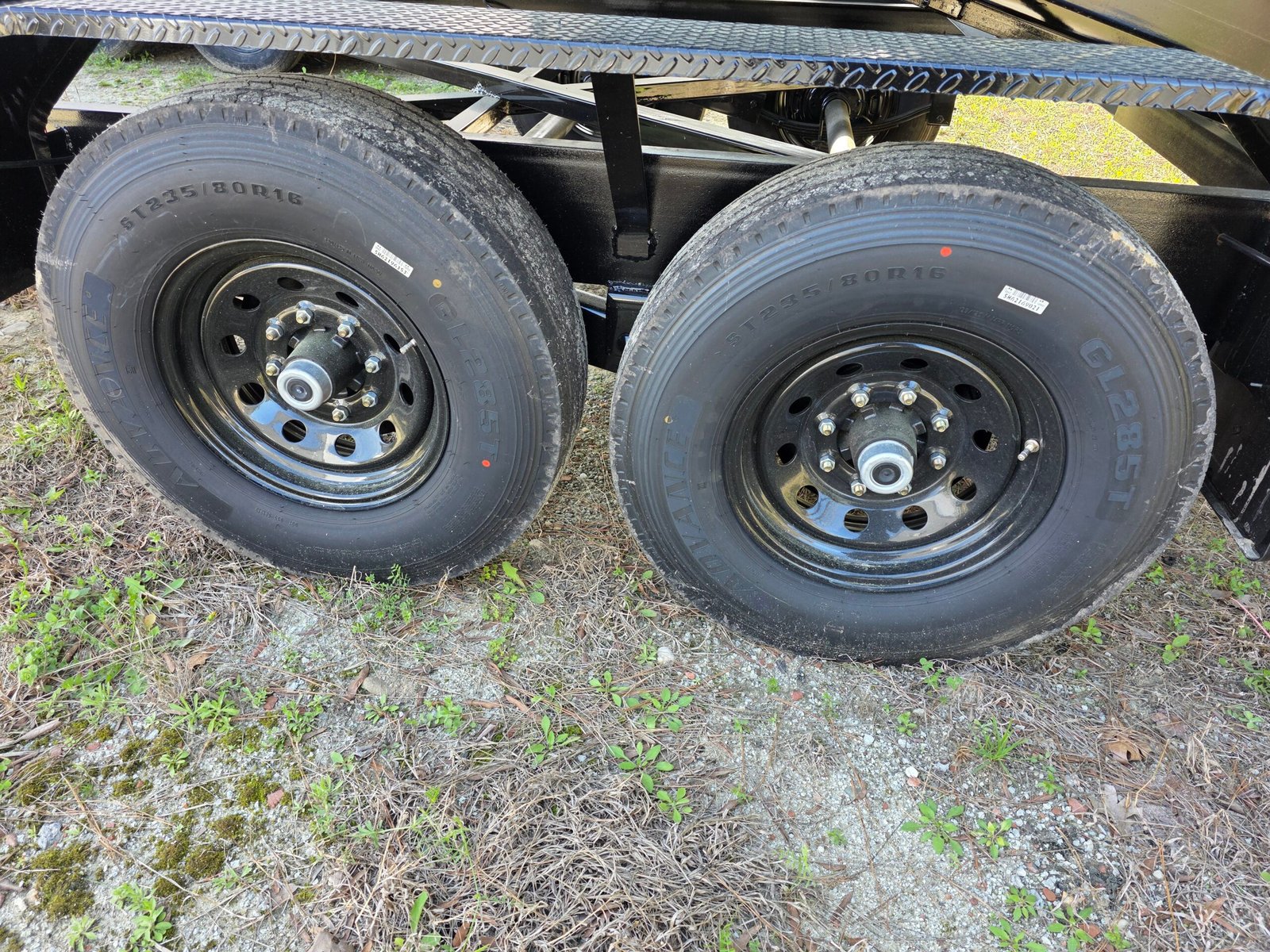 7×14 Dump Trailer – Black | 12K Telescopic Lift | 4’ Walls | Heavy Duty 7000 lb Axles - Image 5