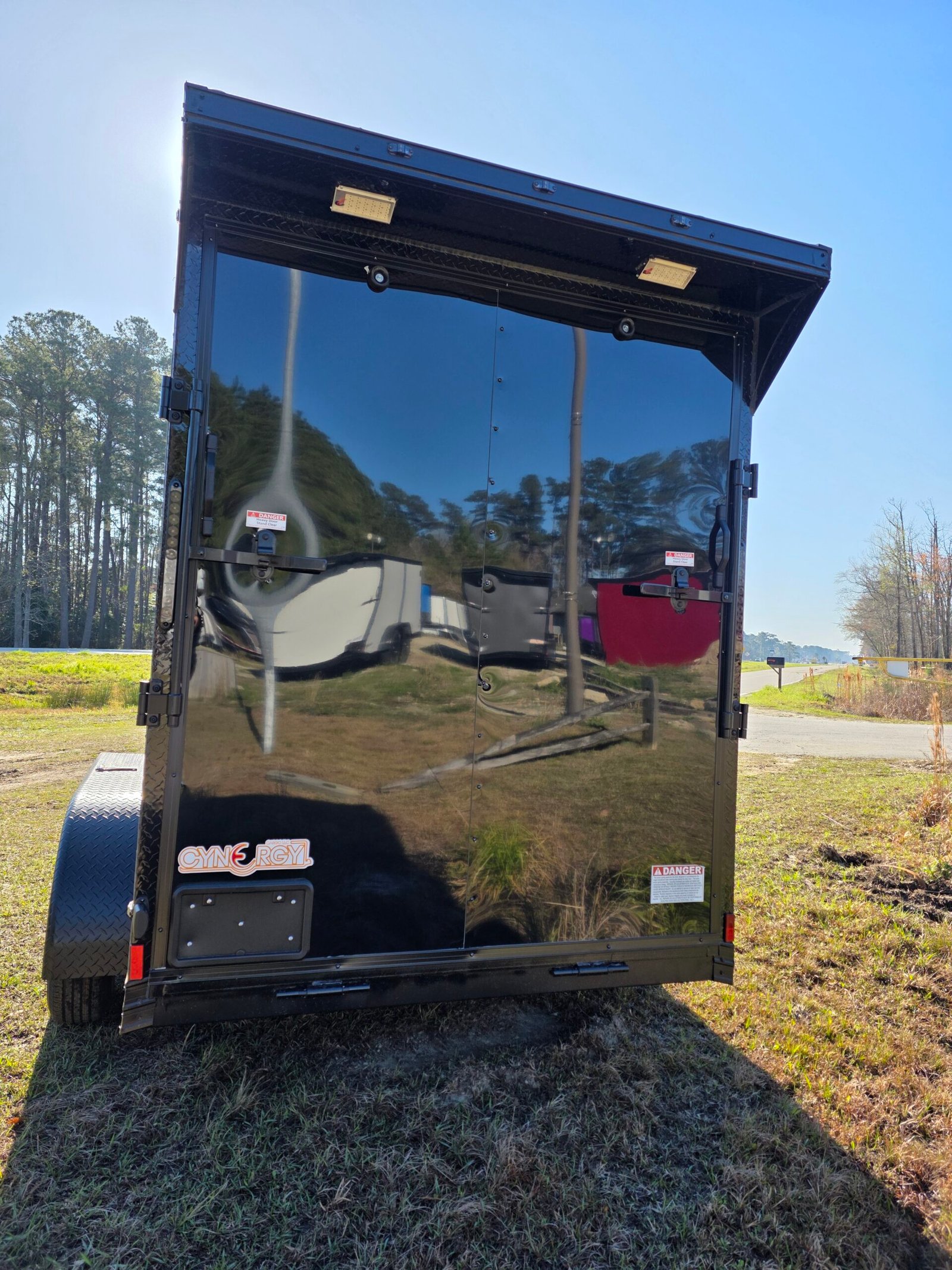6×12 Enclosed Cargo Trailer – Black | 7