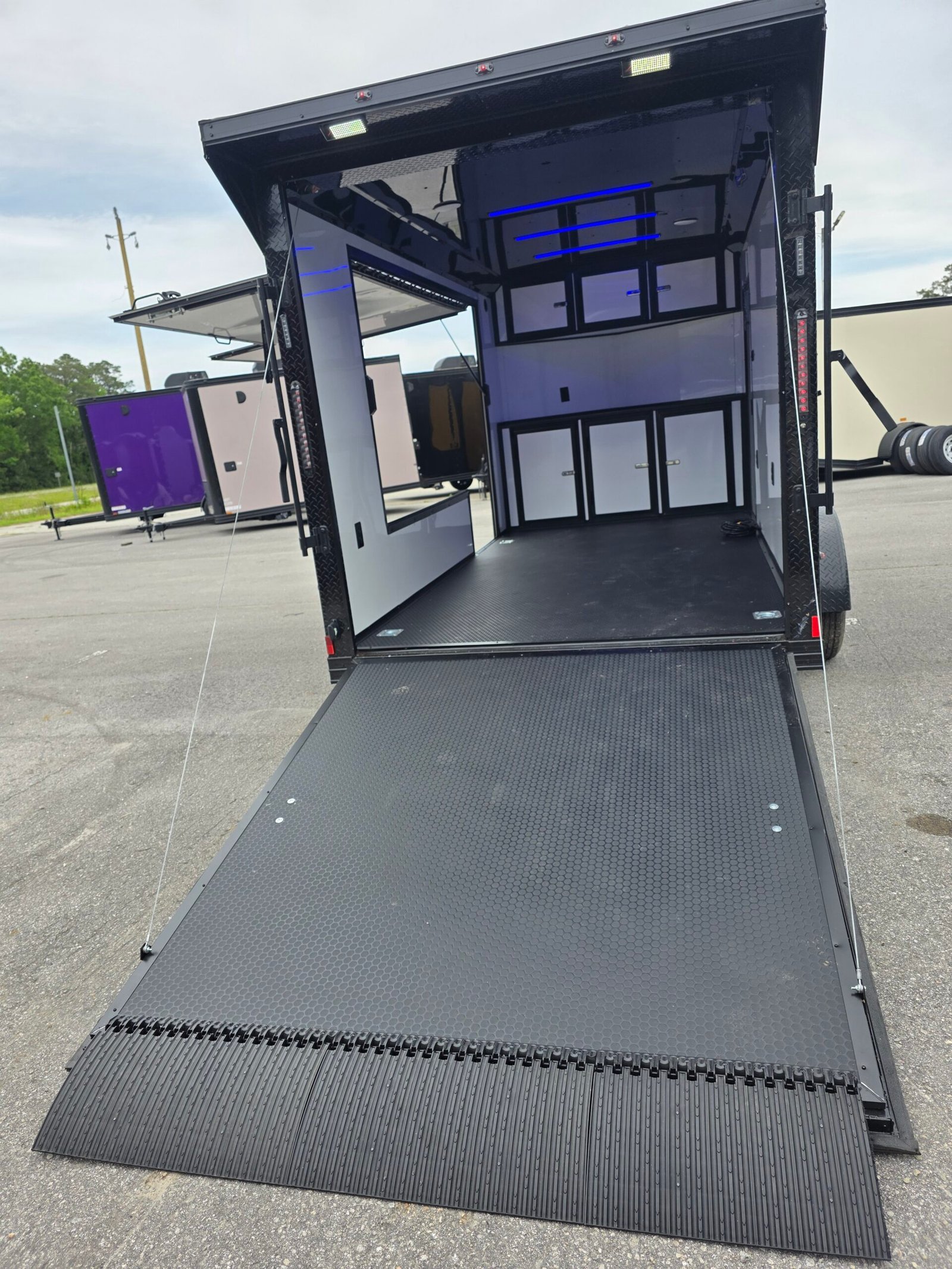 7×14 Enclosed Cargo Trailer – Black | 7