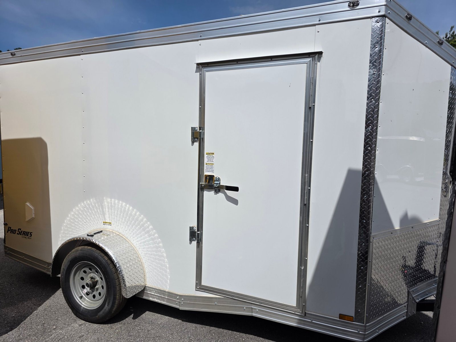6×12 Enclosed Cargo Trailer – White | 6