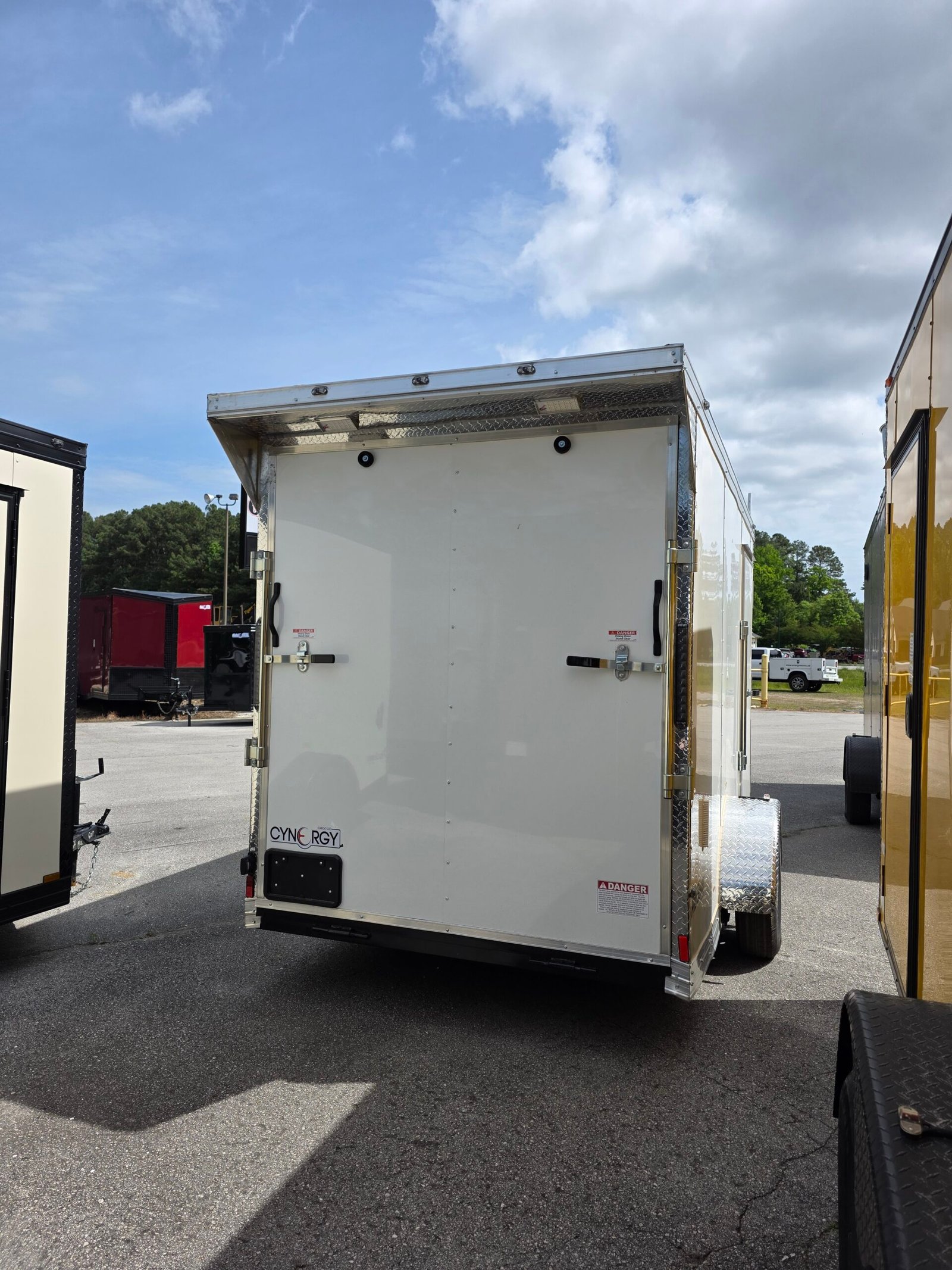6×12 Enclosed Cargo Trailer – White | 6