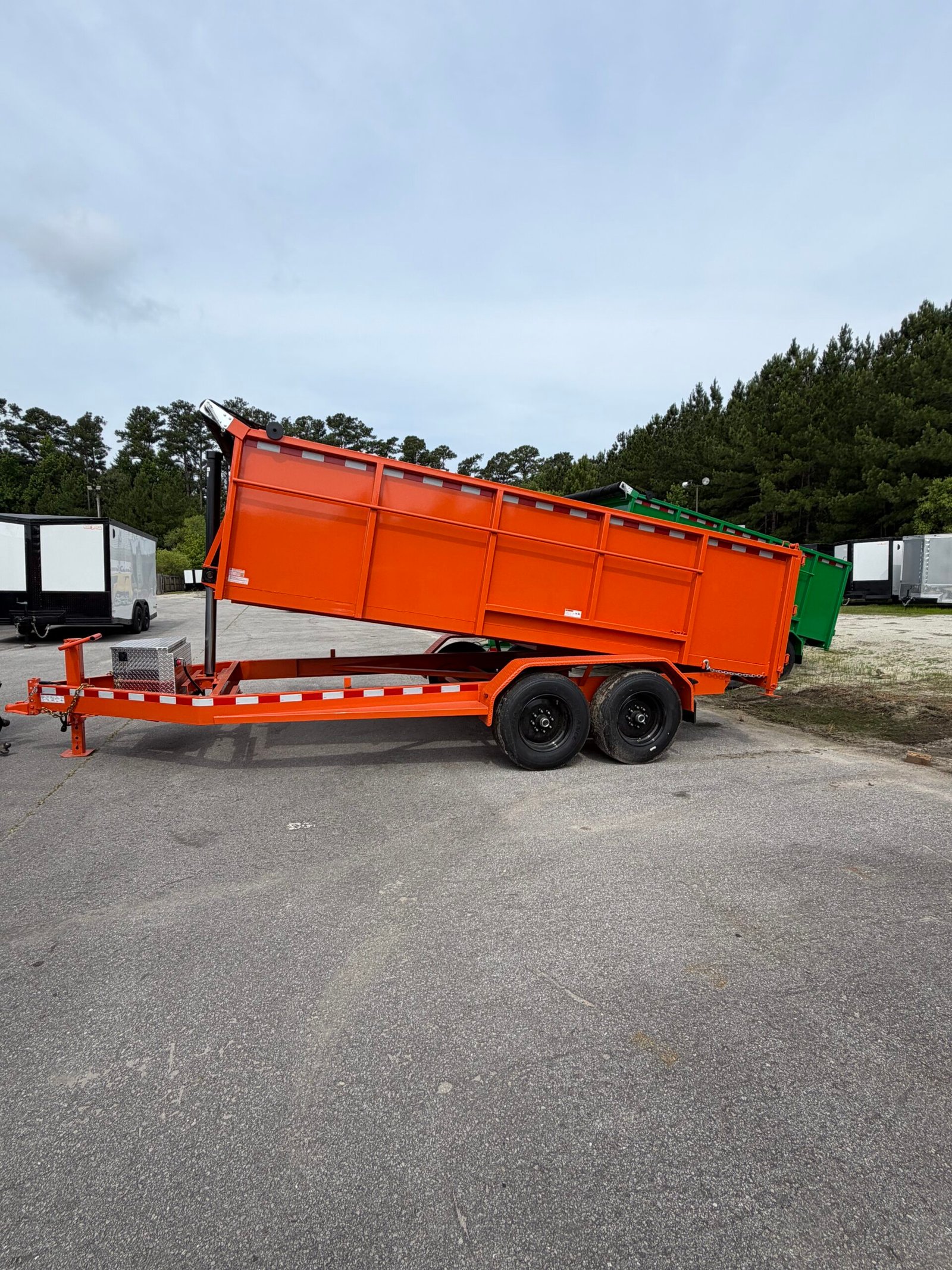 7×16 Dump Trailer for Sale – Orange | 4
