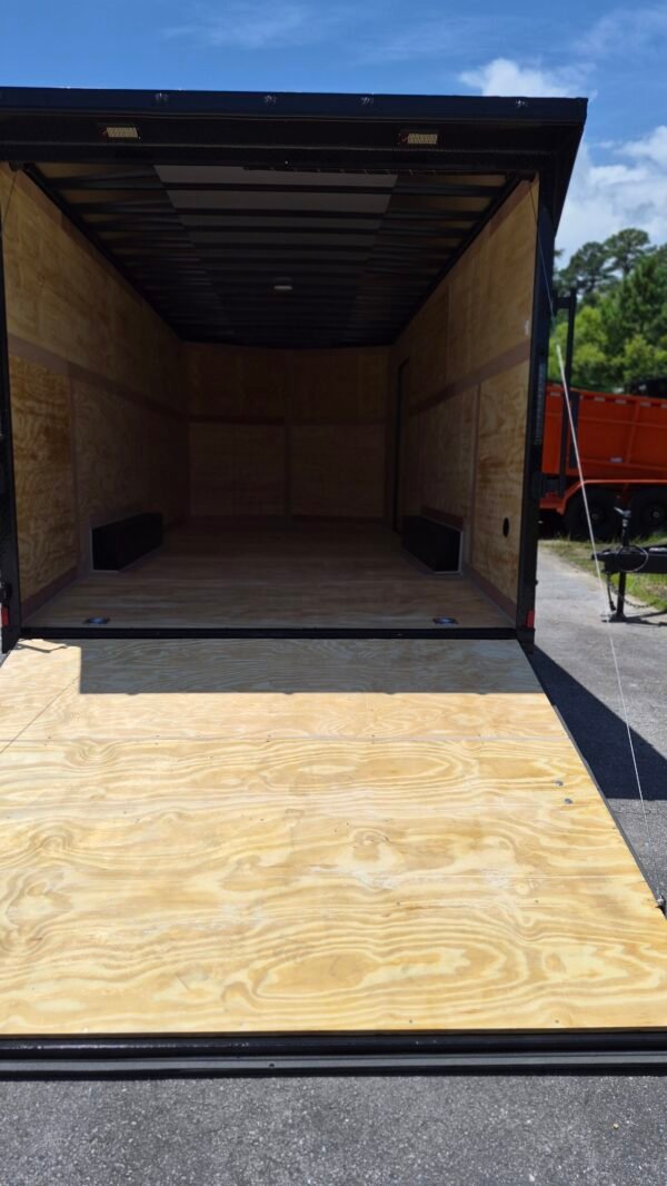 8.5×20 Enclosed Car Hauler for Sale – Camouflage | Extended Tongue | Ramp Door | 7' Interior