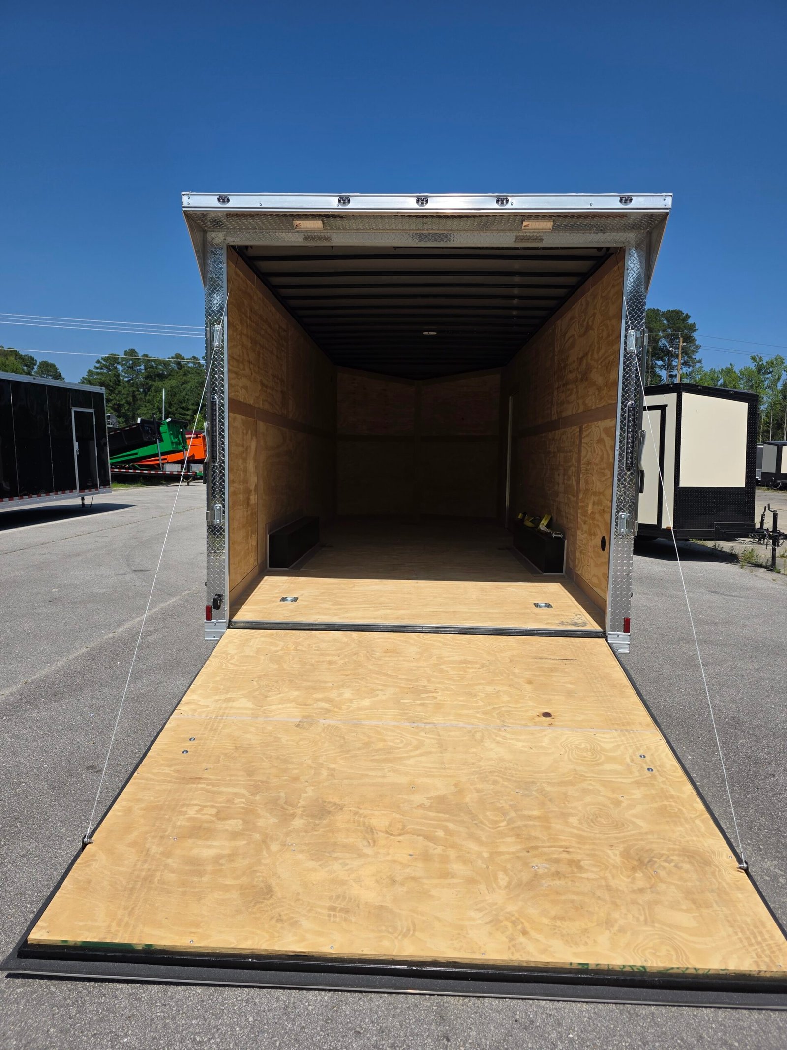 8.5×20 Car Hauler Trailer - Black | 7