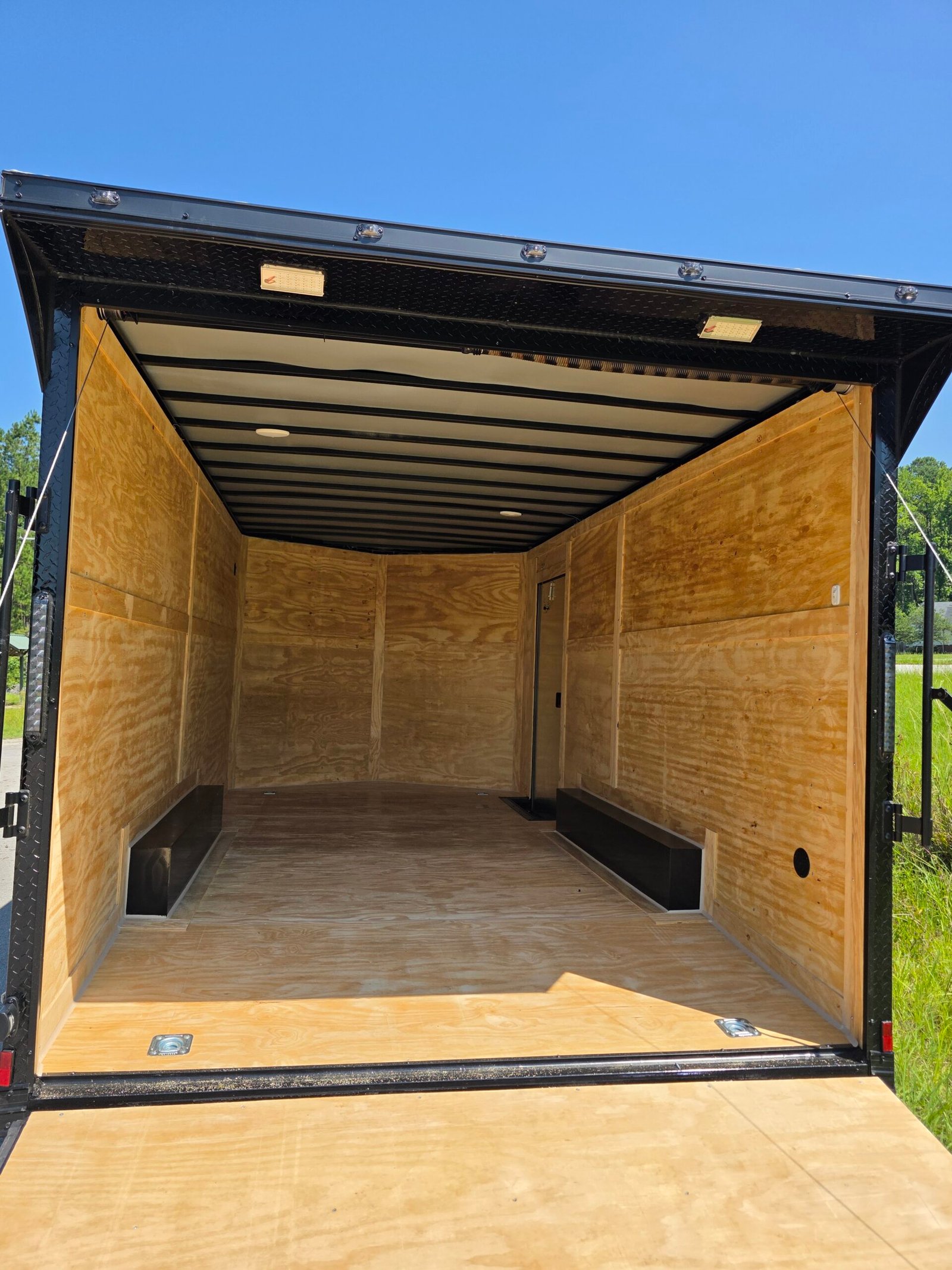 8.5×16 Enclosed Wood Grain Car Hauler for Sale – Ramp Door | 7