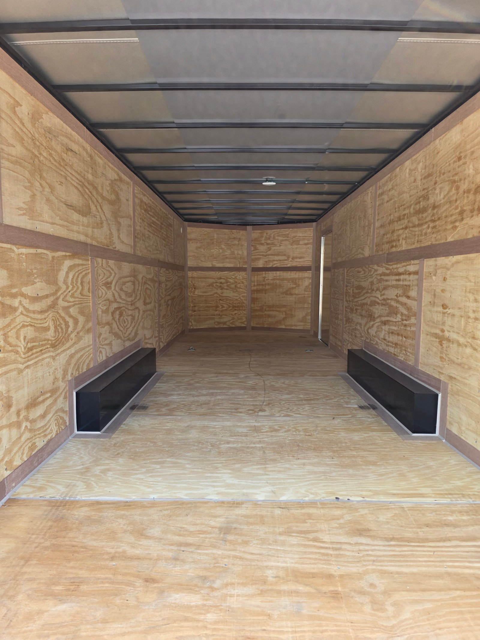 8.5×24 Enclosed Car Hauler for Sale – White | 7